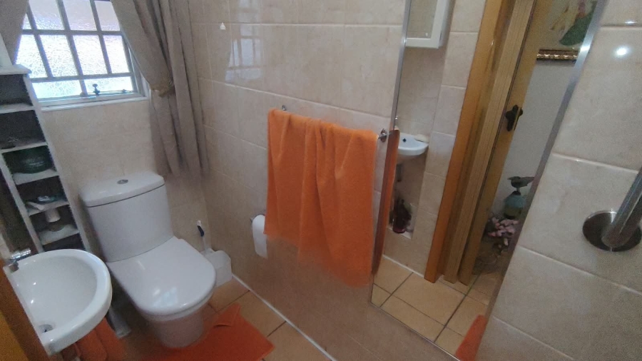 3 Bedroom Property for Sale in Uitsig Free State